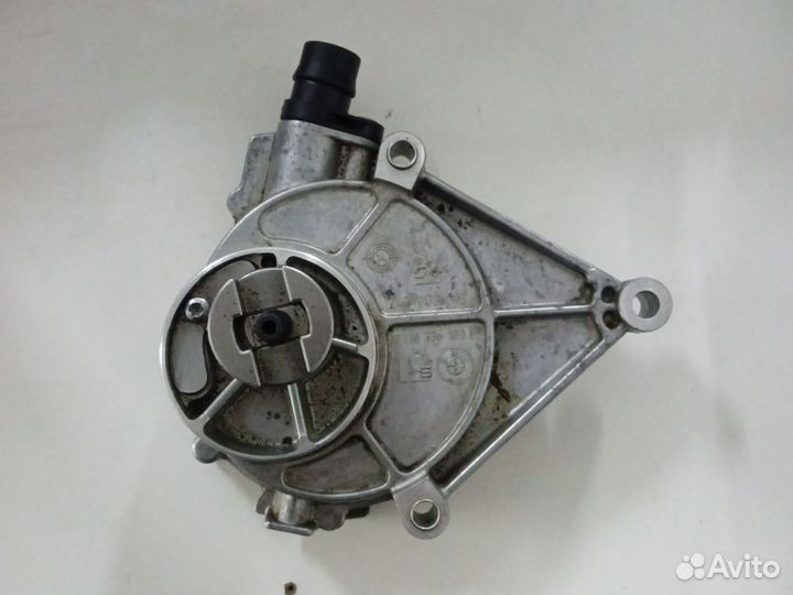 Насос вакуумный BMW F30 X1 X3