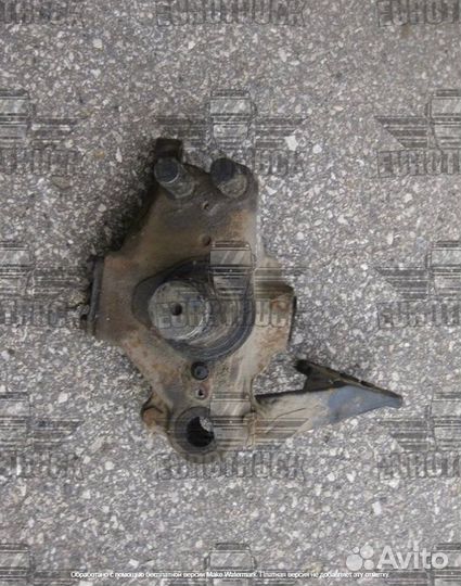 Поворотный кулак Цапфа левый Scania G