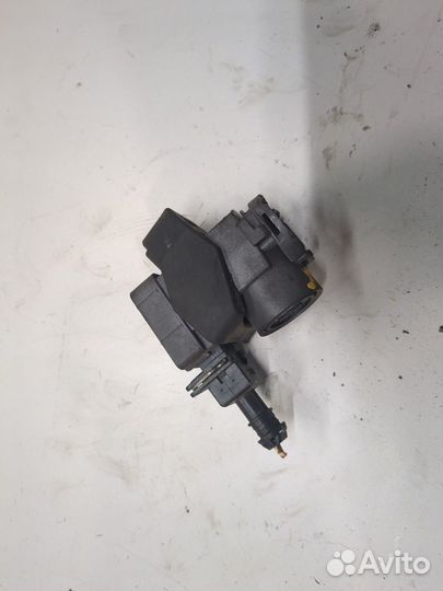 Клапан воздушный Renault Megane 3 2009, 2009