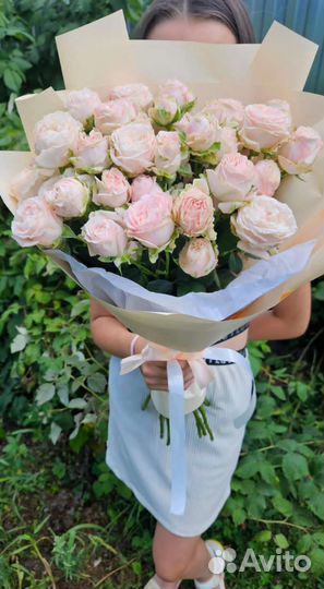 Доставка цветов и букетов