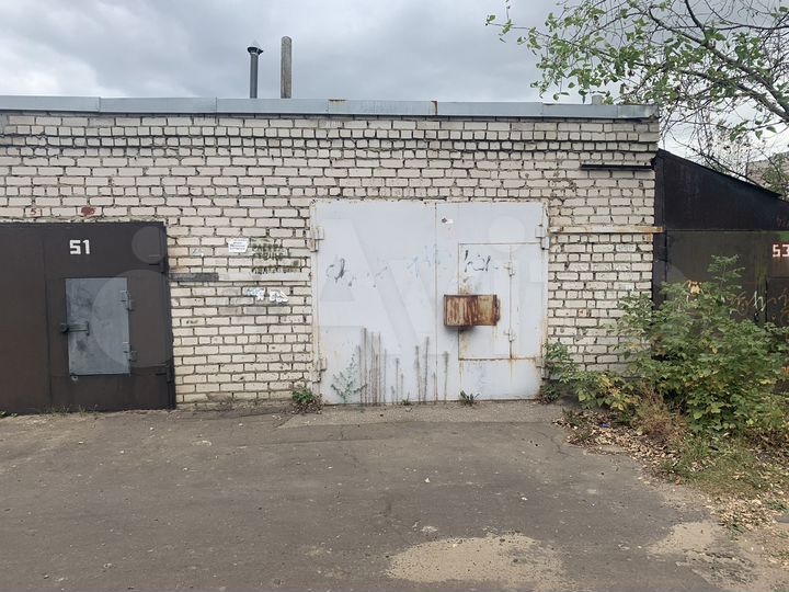 Гараж, > 30 м²