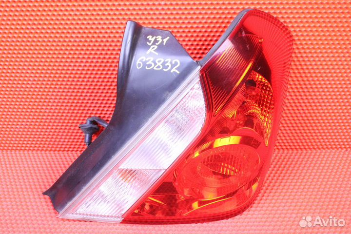 Фонарь задний правый Nissan Teana J31 QR20DE 26550