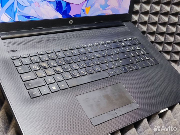Ноутбук HP 17.3