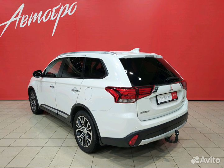 Mitsubishi Outlander 2.4 CVT, 2018, 136 000 км
