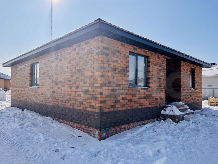 Коттедж 96 м² на участке 5 сот.