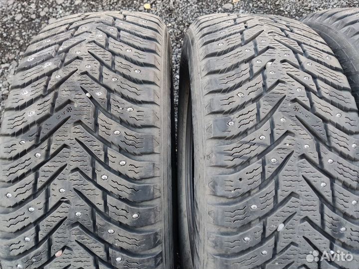 Nokian Tyres Hakkapeliitta 8 SUV 235/65 R17 108T