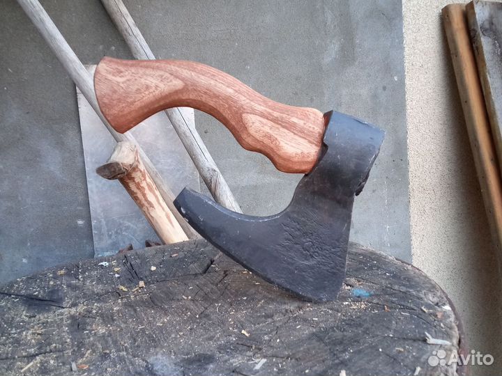 Кулачный топор