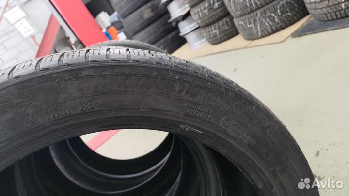 Michelin X-Ice 245/45 R19 19B