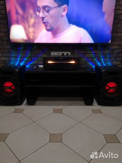 Музыкальный центр sony shake x10d