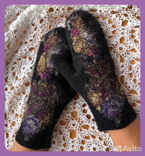 Варежки с большим элементом павлопосадского платка