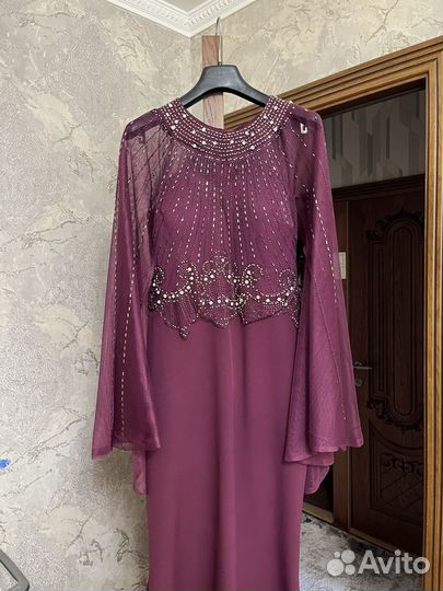 Вечернее платье