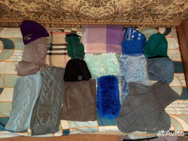 Шапки и шарфы женские