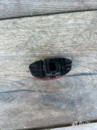 Кнопка аварийной остановки Peugeot 206 седан 1.4