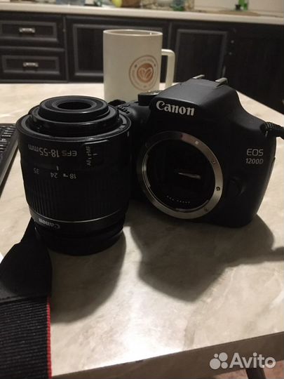 Зеркальный фотоаппарат Canon EOS 1200D