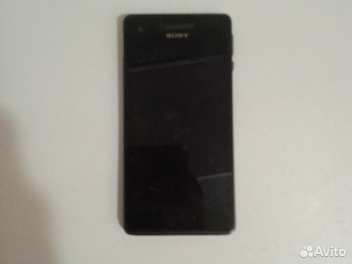Sony Xperia V, 8 ГБ