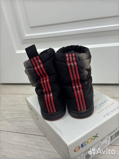 Детские дутики adidas 22