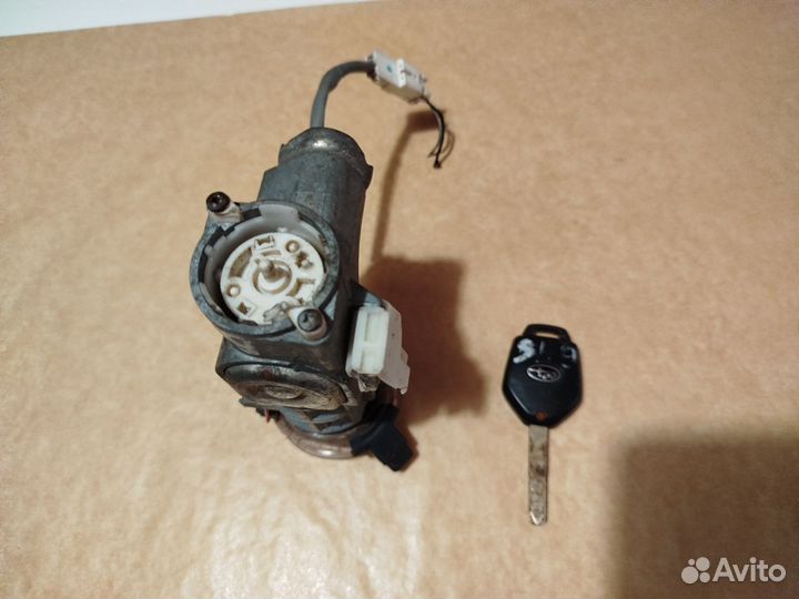 Замок зажигания Subaru legacy BH-9