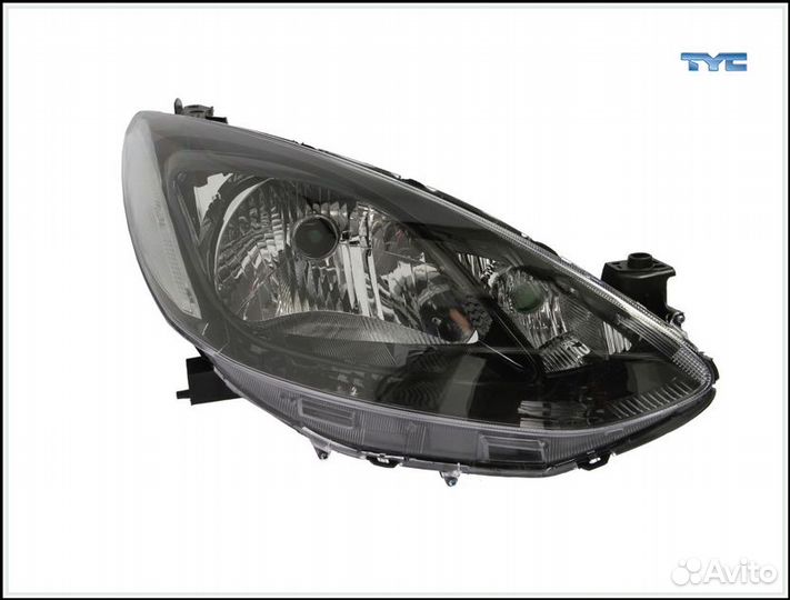 Передняя фара Mazda 2 2 поколение правая новая 1шт