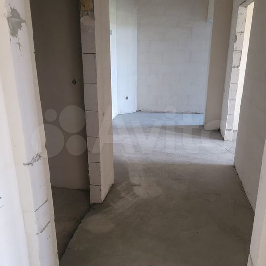 2-к. квартира, 77 м², 4/9 эт.