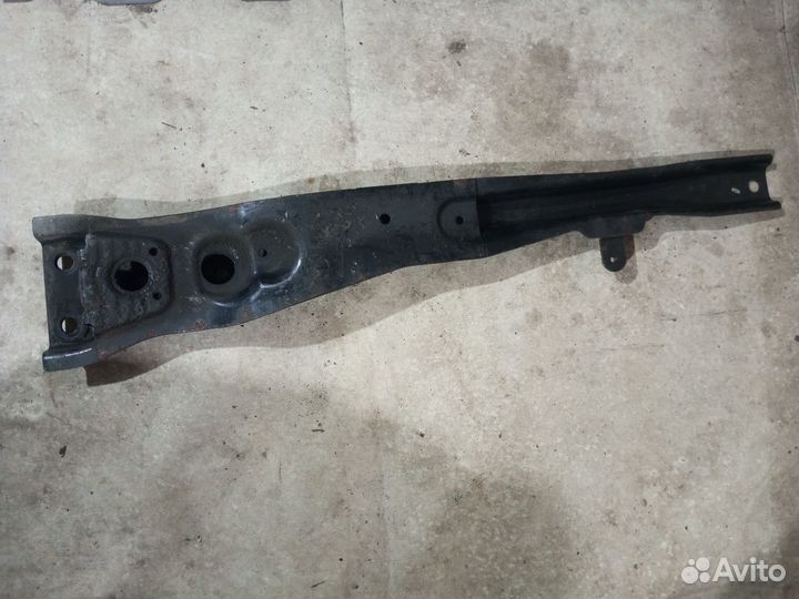 Балка продольная лыжа Mitsubishi Lancer 10