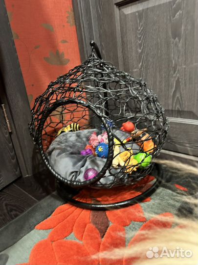 Лежанка-качели для собак