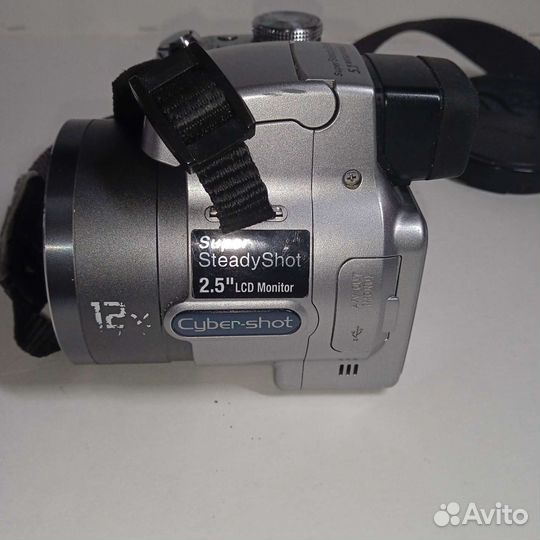 Цифровой фотоаппарат sony