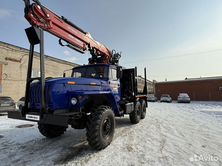 Лесовоз (сортиментовоз) Урал 5557 с КМУ Велмаш-С, 2007