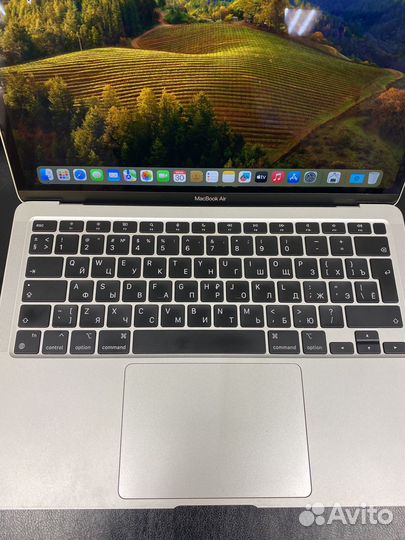 MacBook Air 13 M1 (2020), 8/256 гб