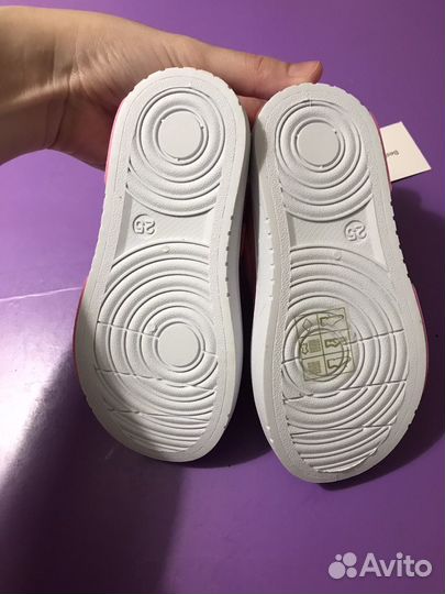 Сандалии для девочки 25 размер новые