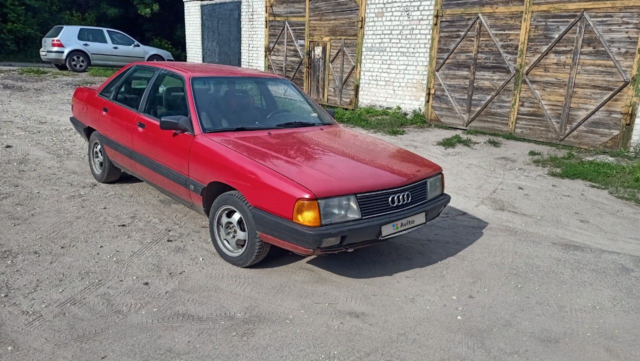 Audi 100: фото владельца