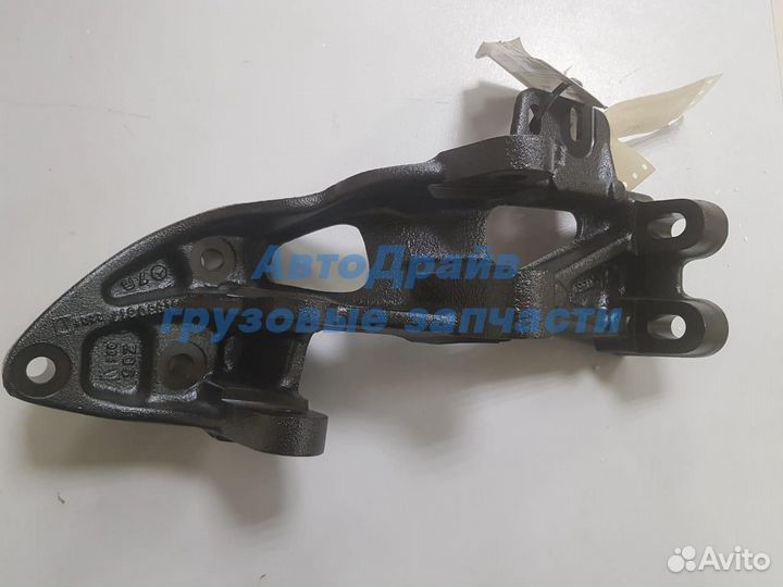 Кронштейн подвески Мерседес Актрос мп2
