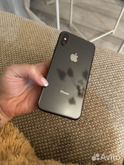 iPhone X, 64 ГБ