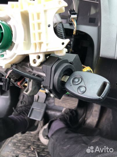 Замок зажигания с ключом Honda civic 4d 06-12