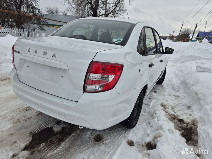 LADA Granta 1.6 МТ, 2024, 700 км