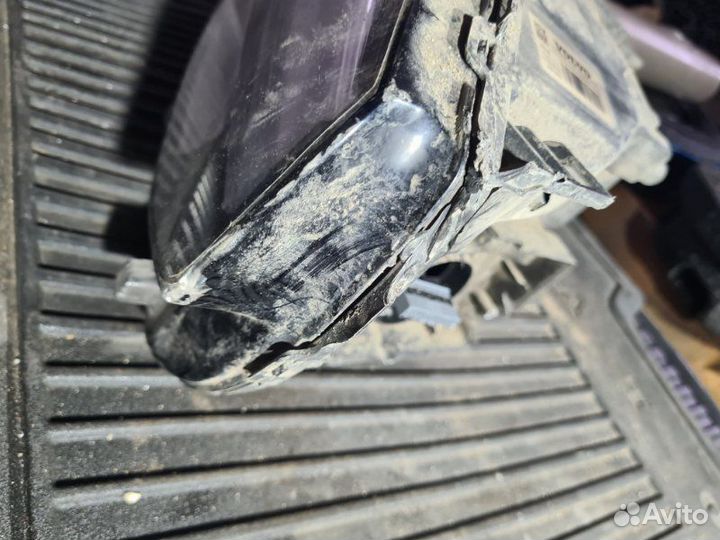 Фара передняя правая Volvo Xc90 2016