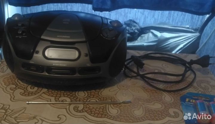 Магнитофон hyundai