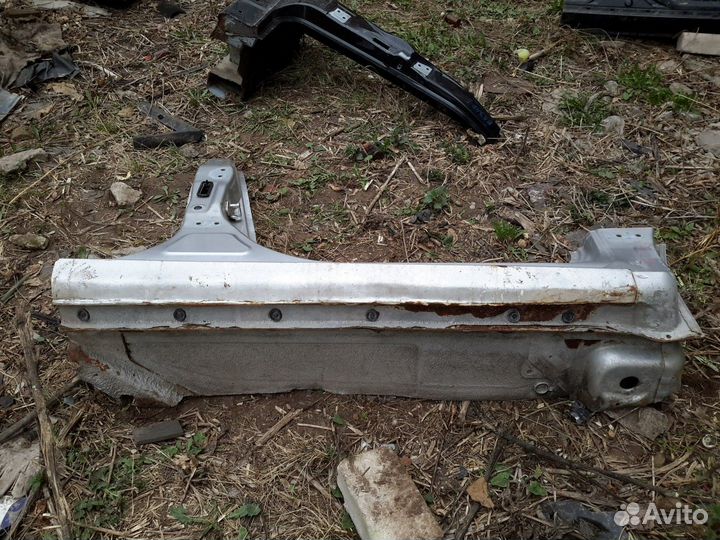 Порог правый Chevrolet Cruze