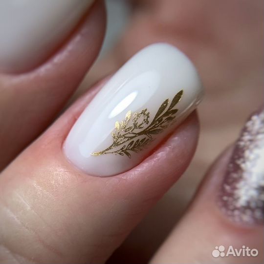 Маникюр. Педикюр