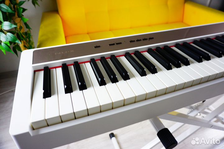 Цифровое Пианино (Комплектом)