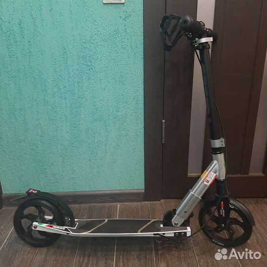 Самокат roces 200