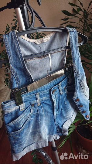 Женские джинсовые шорты с желеткой