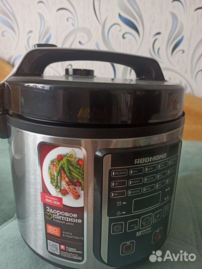 Мультиварка, почти новая