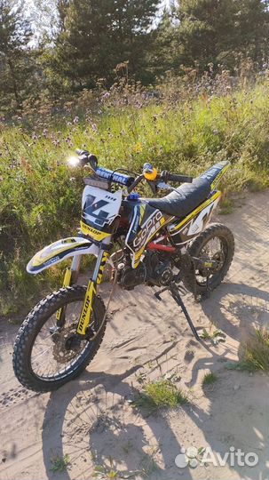 Питбайк Ирбис ttr125r