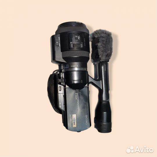 Видеокамера Sony NEX-vg30eh