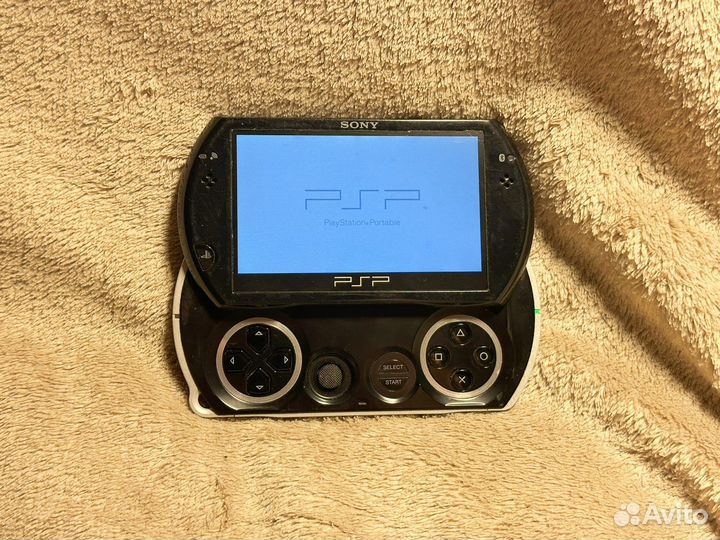 Sony PSP GO 16GB