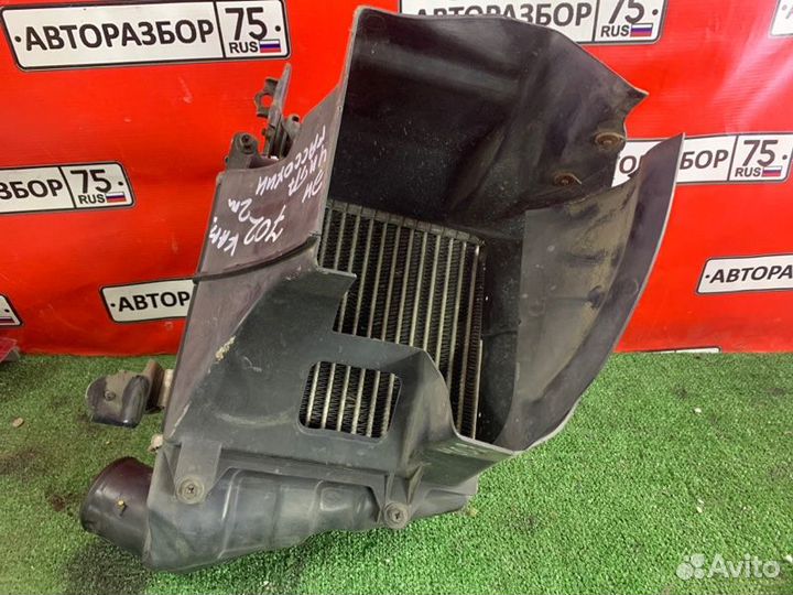 Интеркулер Toyota Mark Ii JZX100 1jzgte