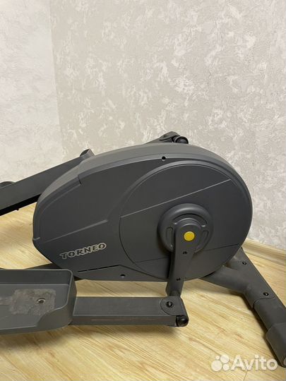 Эллиптический тренажер torneo c-310