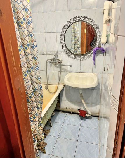 Комната 20 м² в 4-к., 2/5 эт.