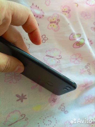 HUAWEI Nova 2, 4/64 ГБ