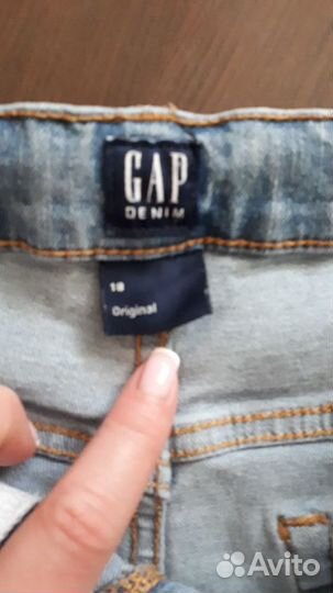 Джинсы GAP